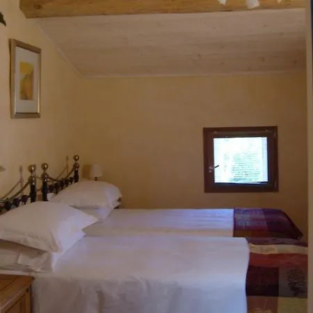 Bed & Breakfast Le Puits Cache Chambres D'hotes *